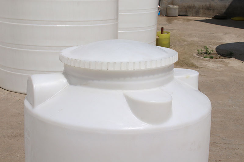 PE水箱-MC-1000L PE水箱-MC-1000L